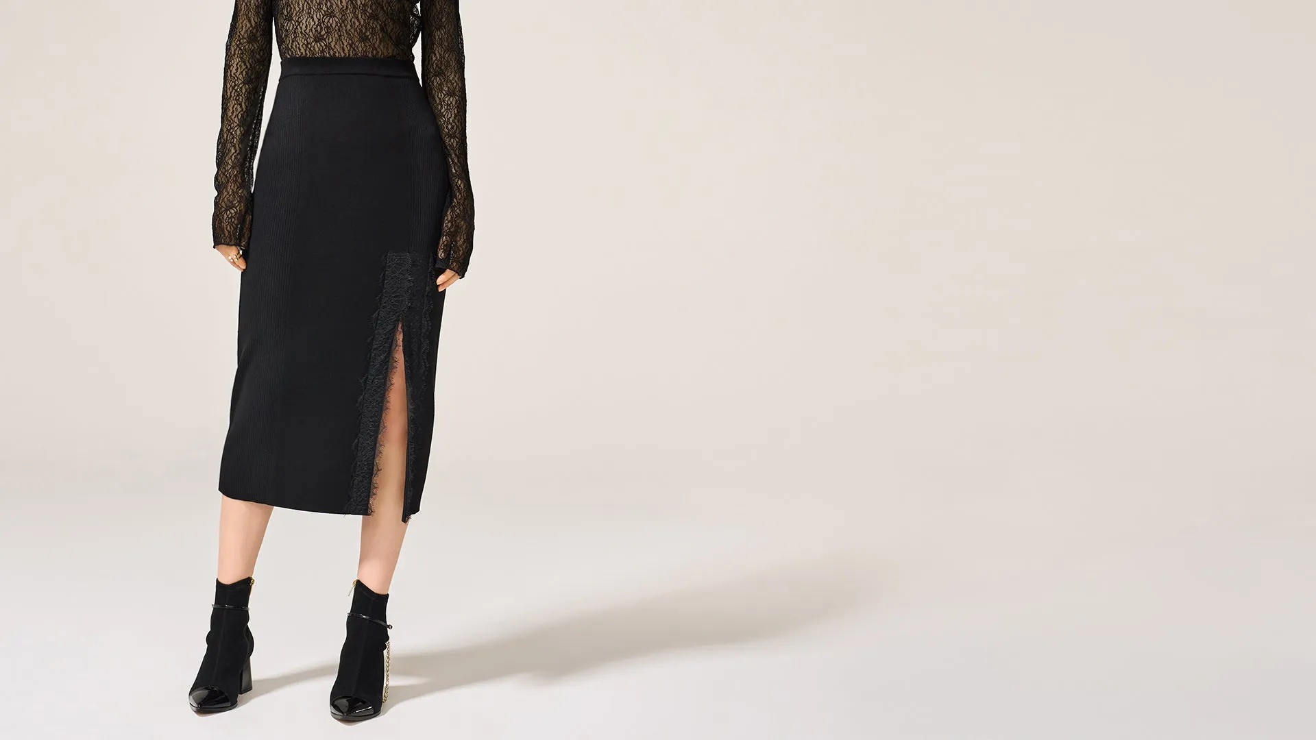 Black Ashlee Knit Skirt