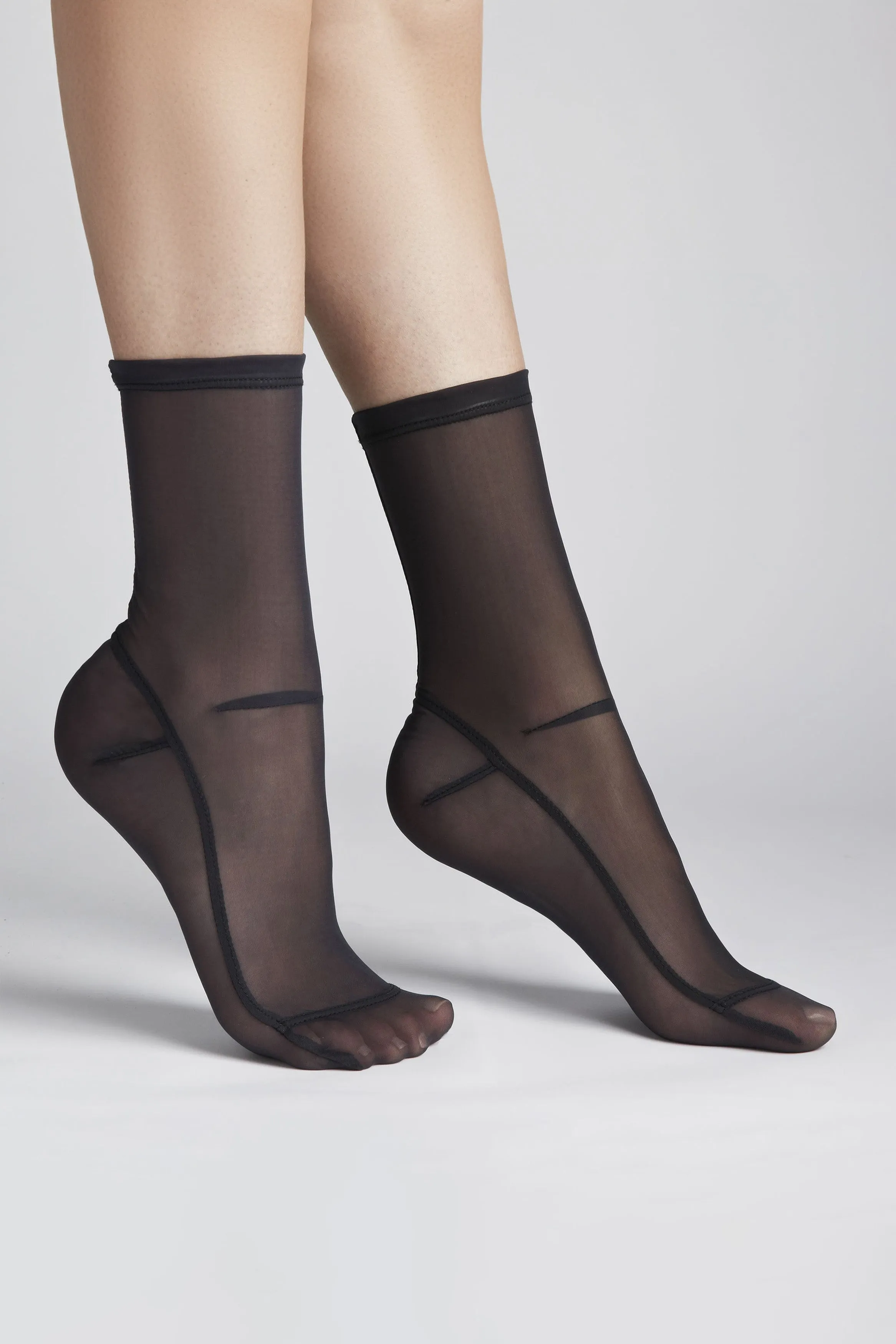 Darner Solid Mesh Socks