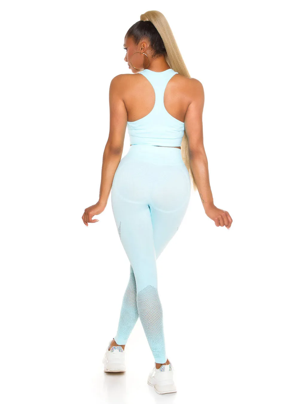 KouCla Sporty Set Crop Top and Push-up Leggings