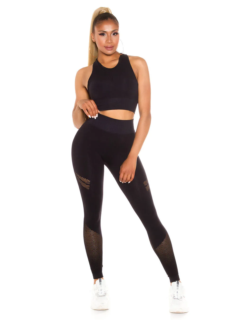 KouCla Sporty Set Crop Top and Push-up Leggings