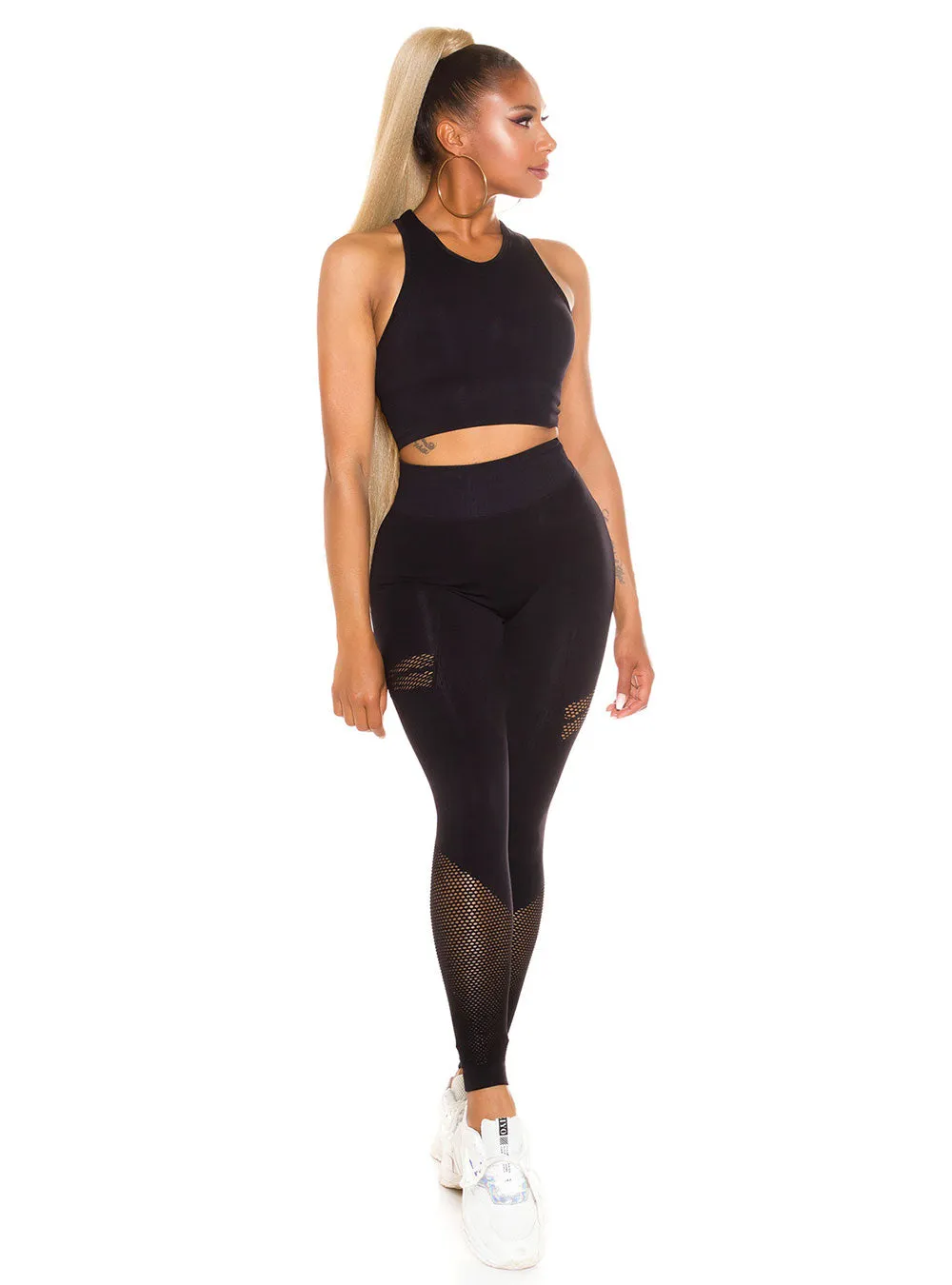 KouCla Sporty Set Crop Top and Push-up Leggings