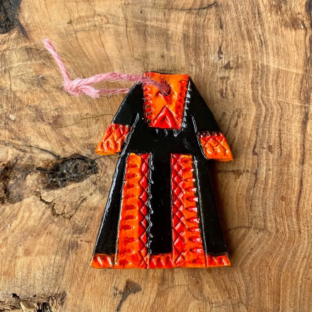 Small Decorative Palestinian Dress | Clay Thob Magnet or Ornament