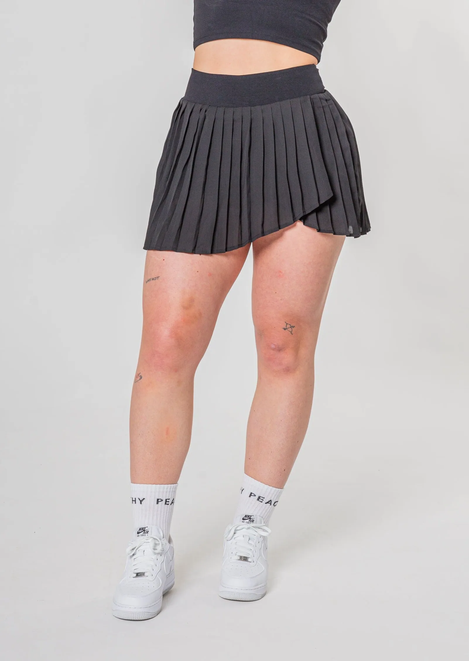 [VORBESTELLUNG] CLARISSA Skirt (mit integrierter Shorts und Handytasche)